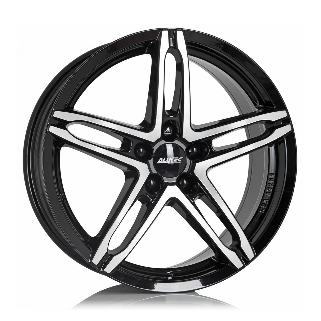 ALUTEC POISON diamantschwarz frontpoliert 8.0Jx18 5x114.3 ET45